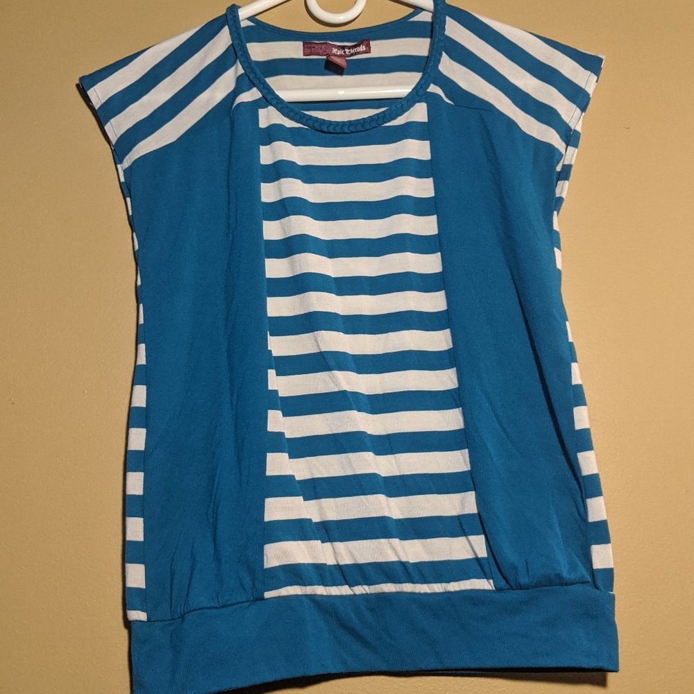3/$10 Epic Threads Top